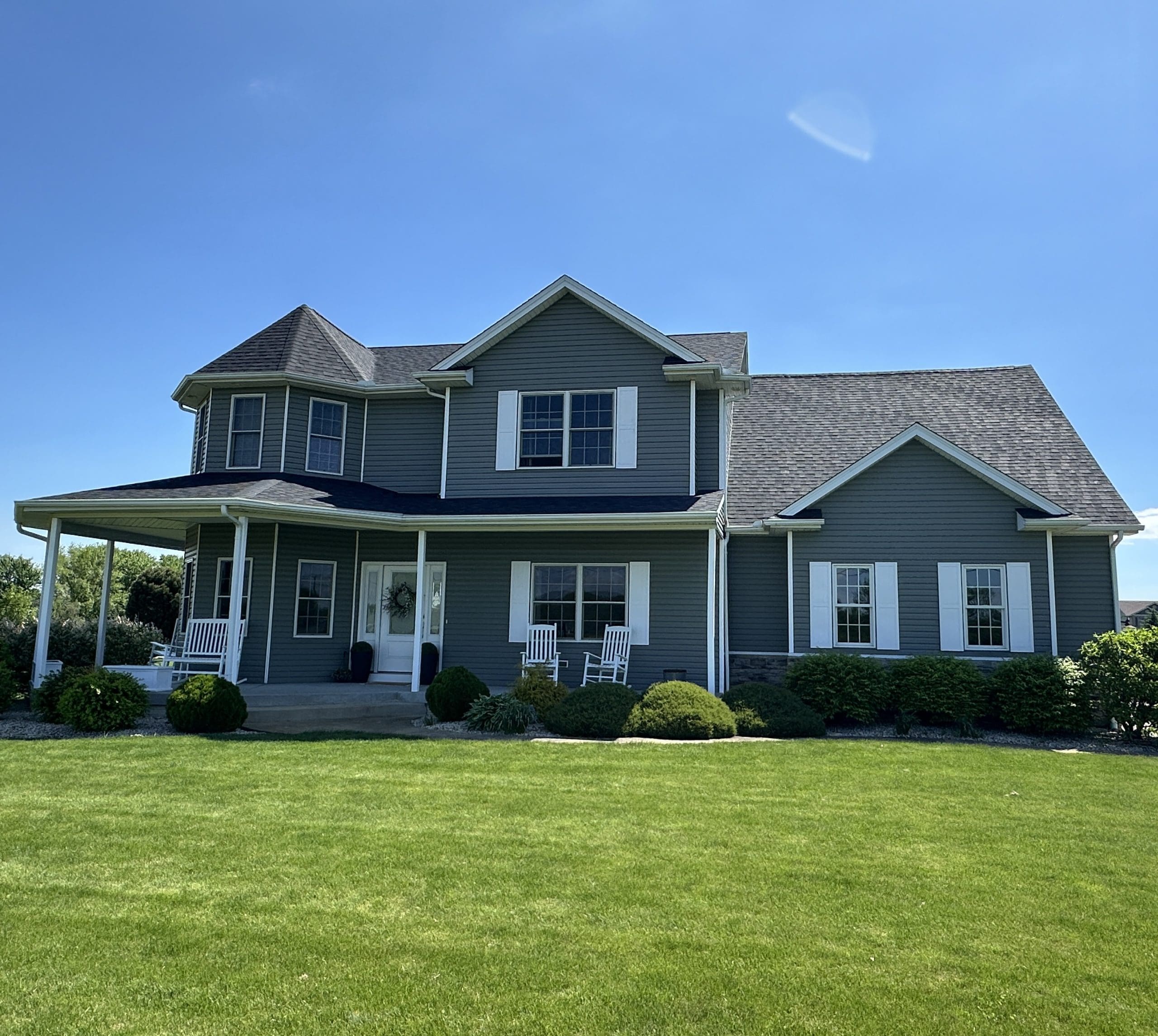 Beautifully sided home 